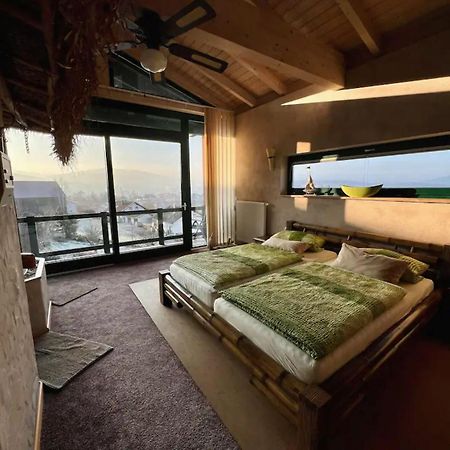 Suedlaendisches Chalet Mit Hauseigener Sauna Viechtach Exterior foto